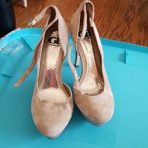 Gianni Bini Size 8 heels